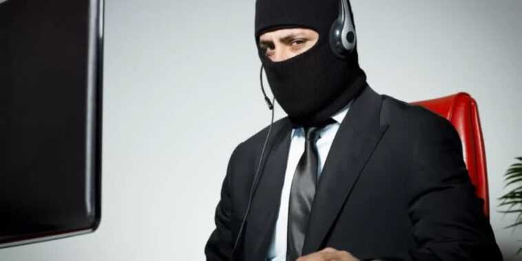 مايكروسوفت تحذر من هاكرز يستعملون مراكز الاتصال لخداع المستخدمين لتنزيل برامج الفدية 14 مايكروسوفت تحذر من هاكرز يستعملون مراكز الاتصال لخداع المستخدمين لتنزيل برامج الفدية